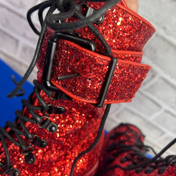 ❤️NWOT |•TRICKZ N TREATZ DOLLS KILL•| Glittery Red Platform Boots Size 8 - Picture 5 of 14